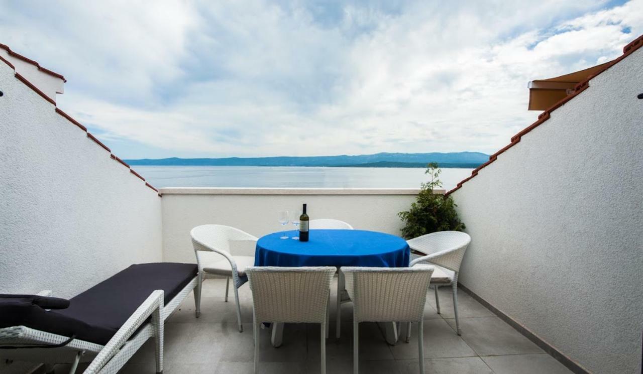 House Koloc Apartment Бол Екстериор снимка