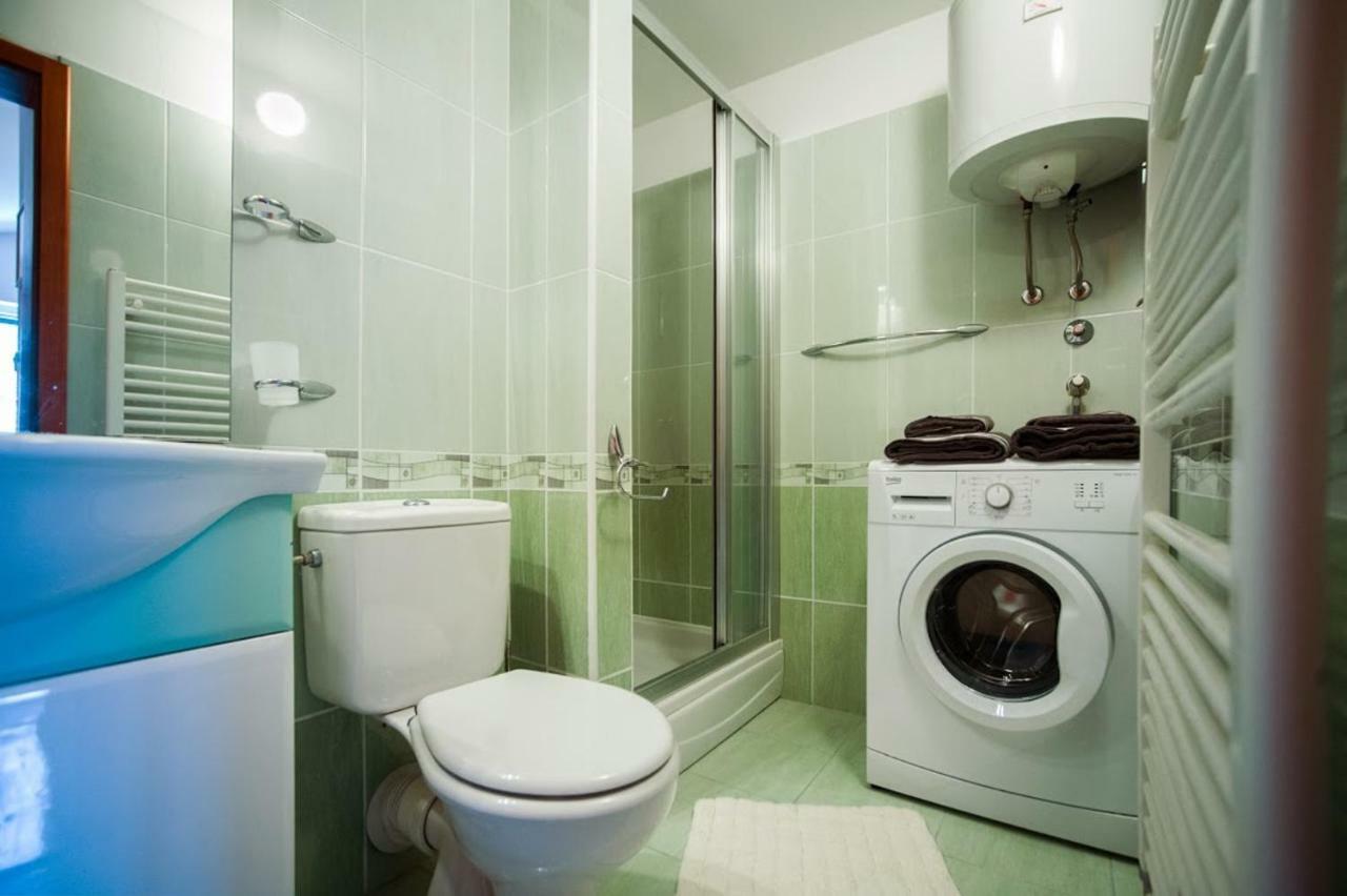 House Koloc Apartment Бол Екстериор снимка